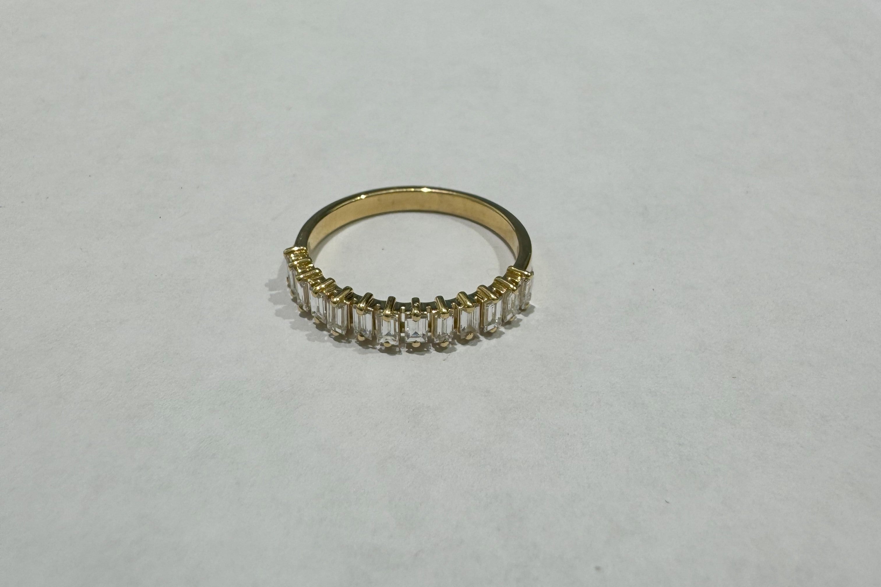 0.50 ct baguette cut diamond 18k yellow gold ring