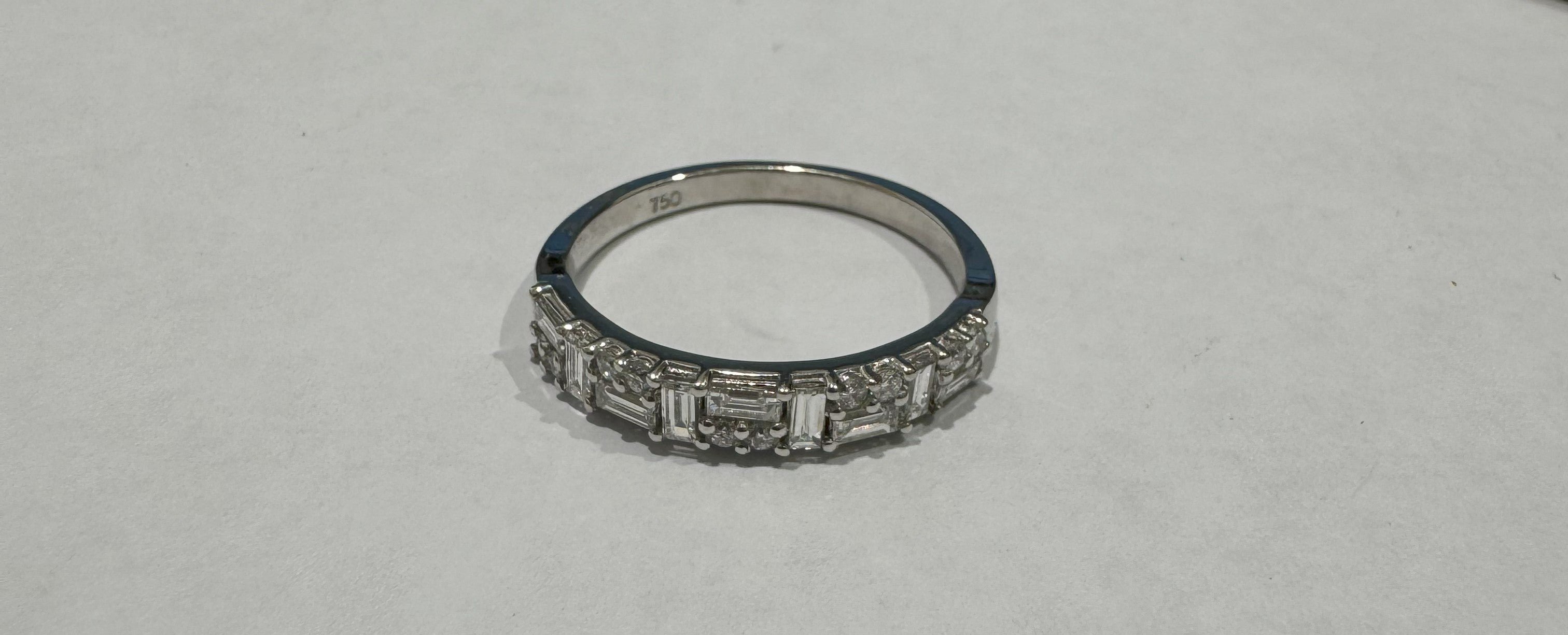 0.47 ct diamond 18k white gold ring