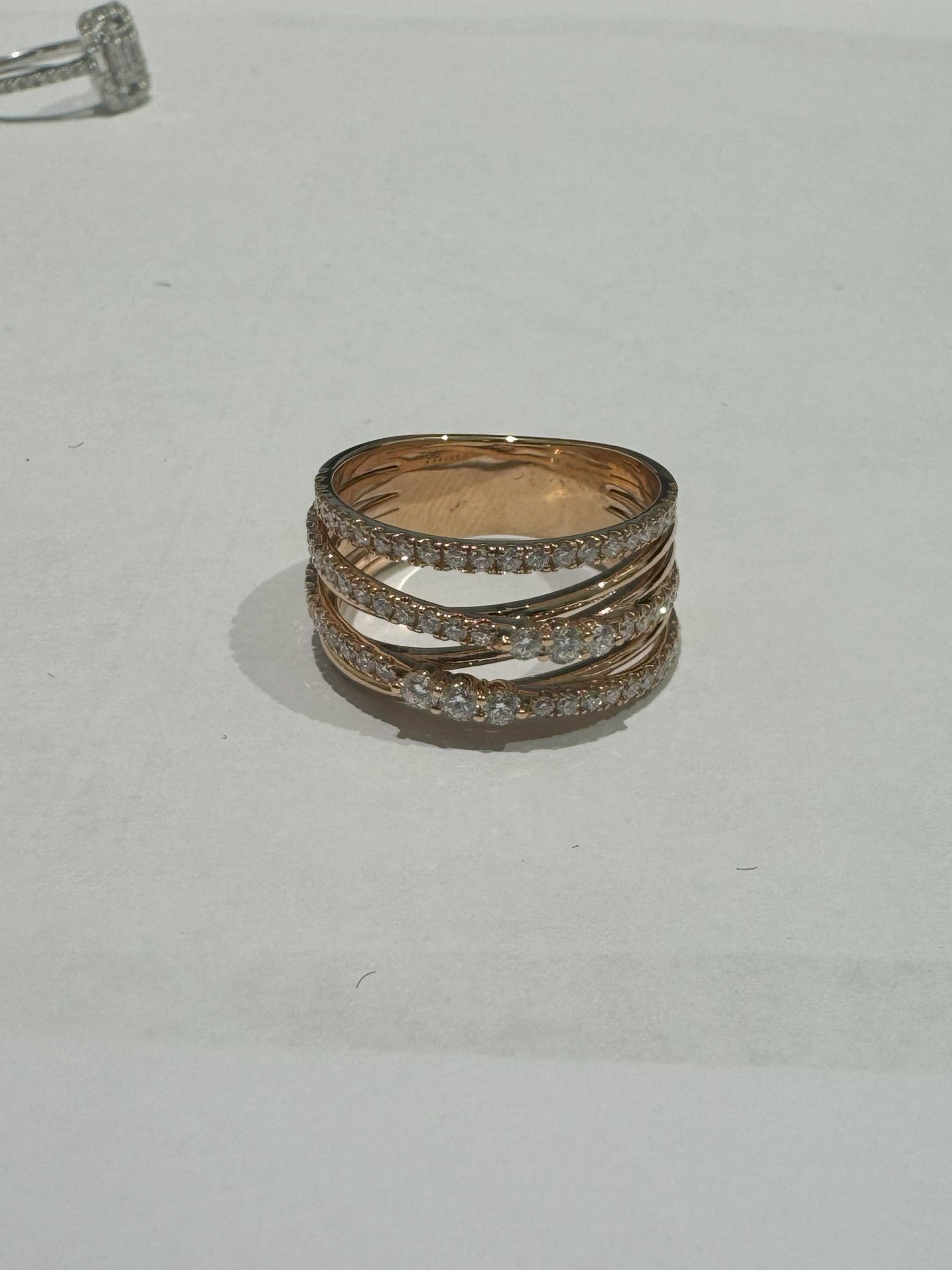 0.65 ct diamond 18k rose gold ring