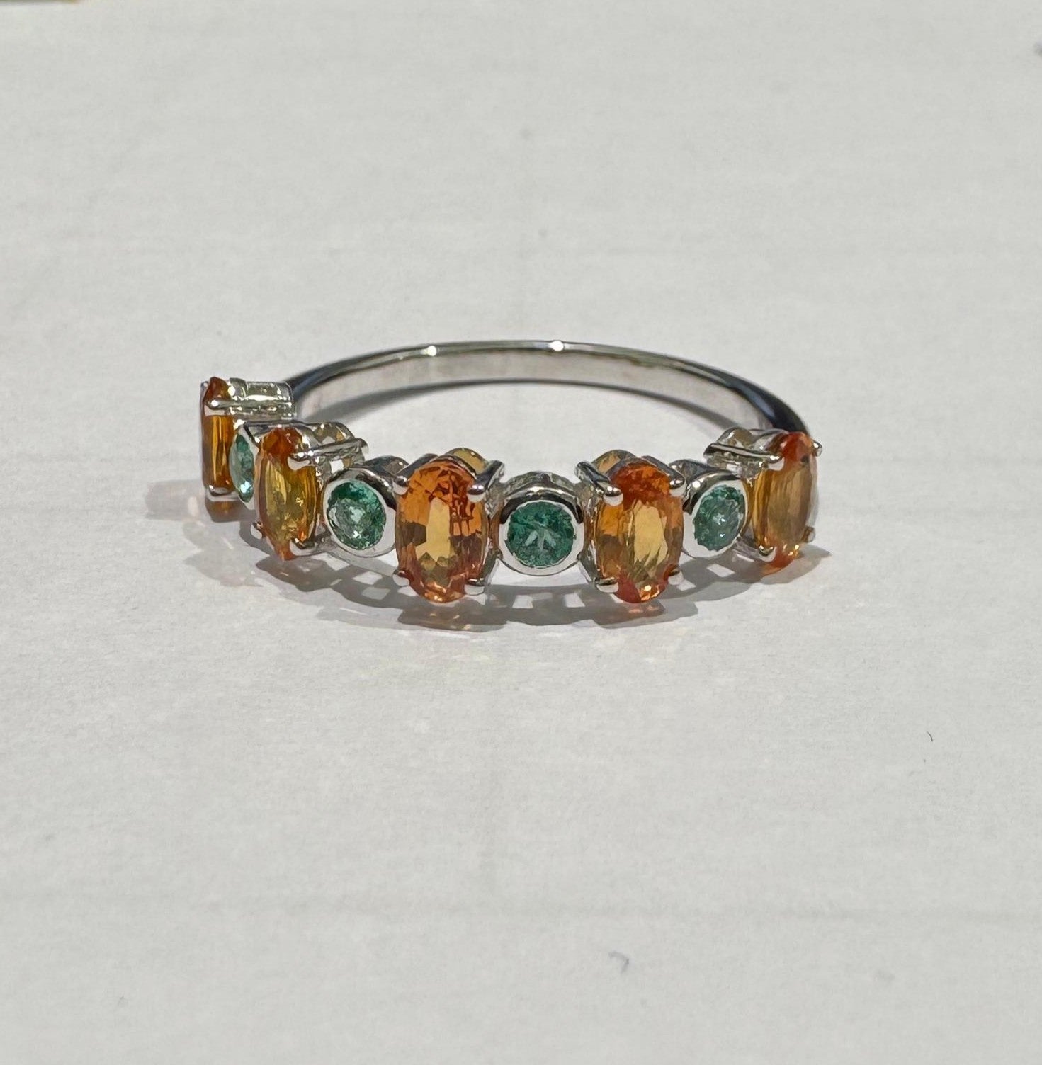 1.46 ct round cut emerald 18k white gold ring