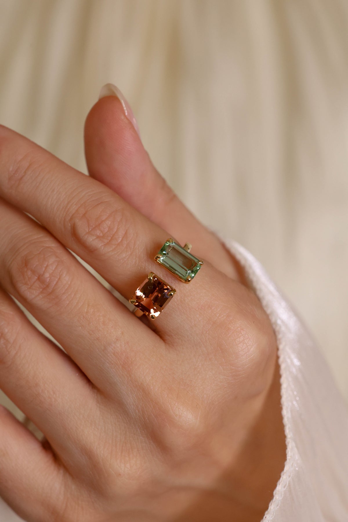 Color Stone Toi et Moi Ring in 18K Yellow Gold – view 2