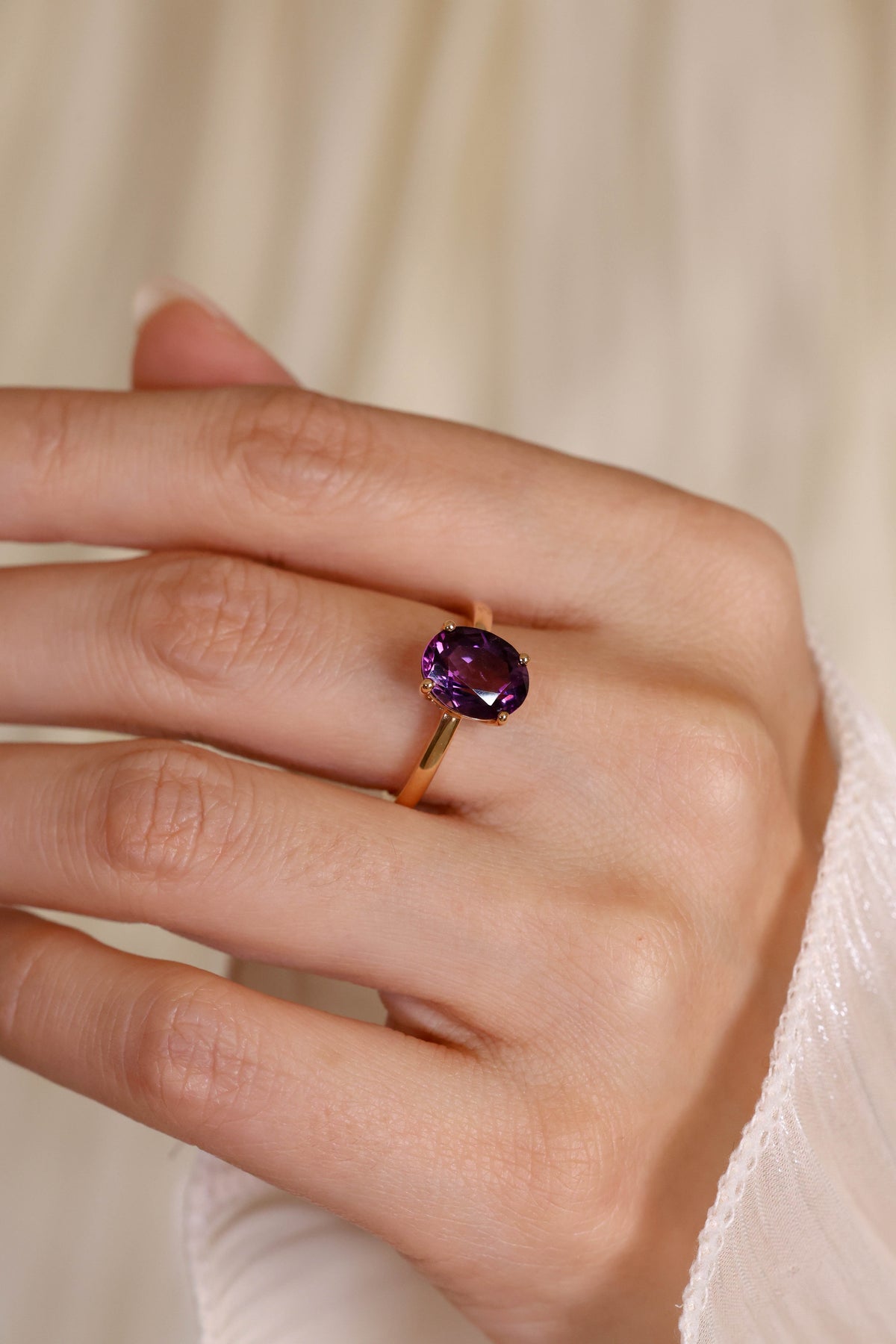 Amethyst Solitaire Ring in 18K Rose Gold – view 2