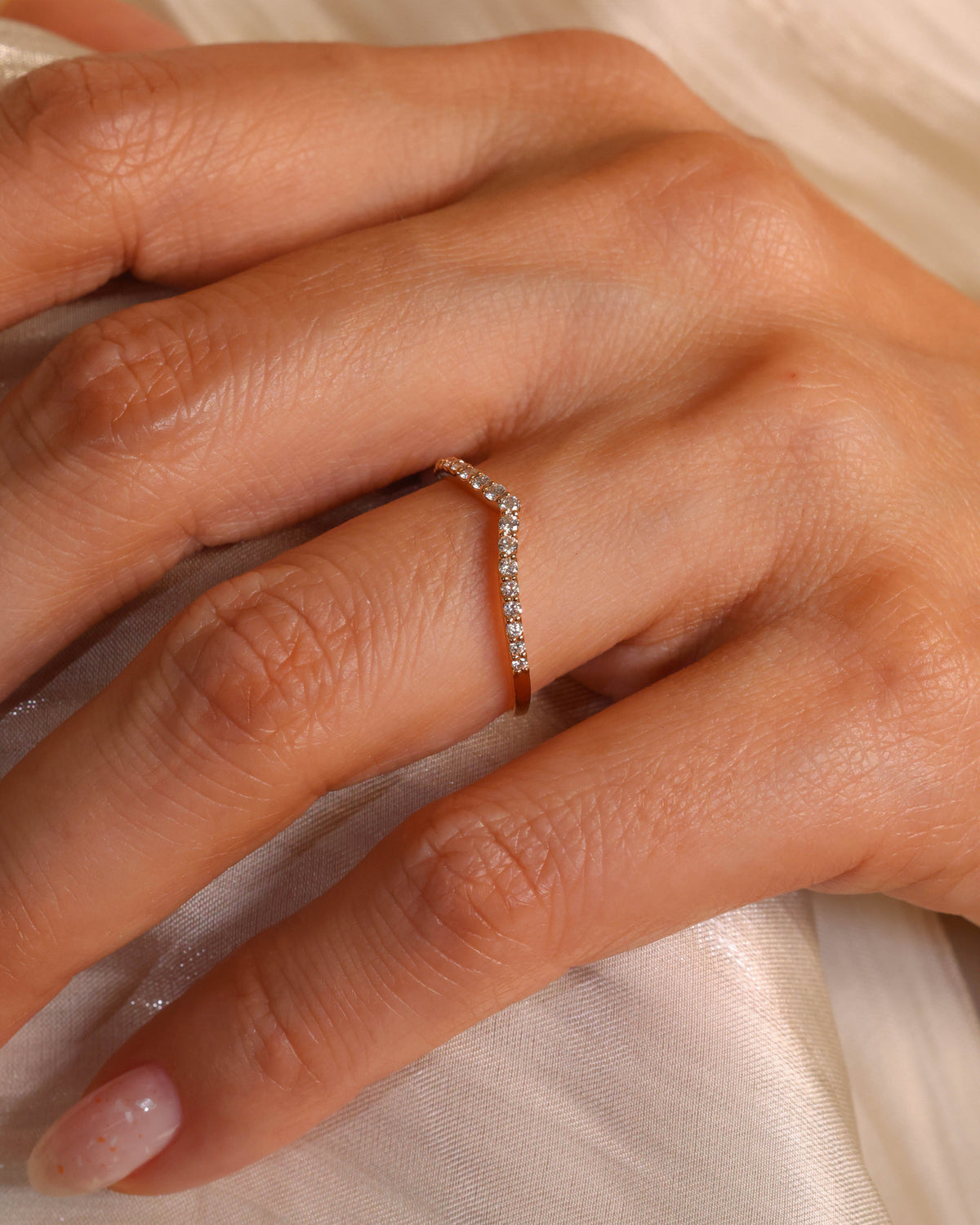 0.19 ct Natural Diamond Slim Band in 18K Rose Gold – view 3