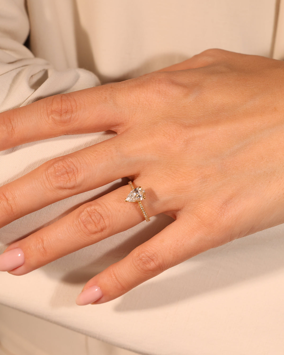 PEAR CUT LAB DIAMOND PAVÉ RING