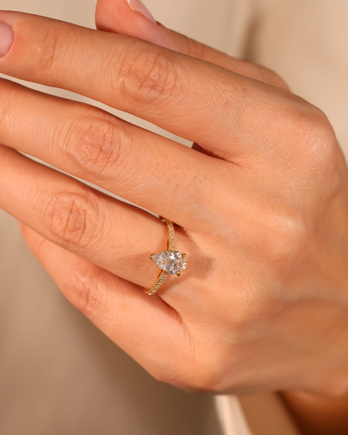 PEAR CUT LAB DIAMOND PAVÉ RING