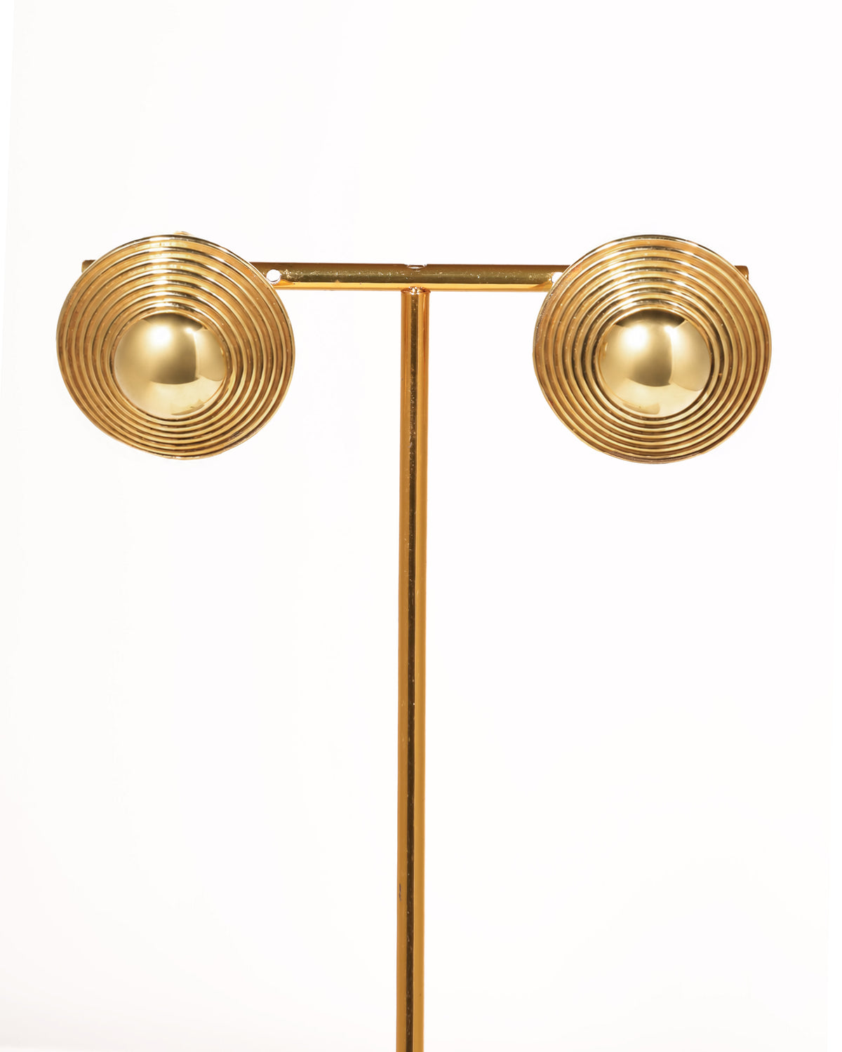 Gold Dome Disc Earrings in 18K Yellow Gold – GER00099