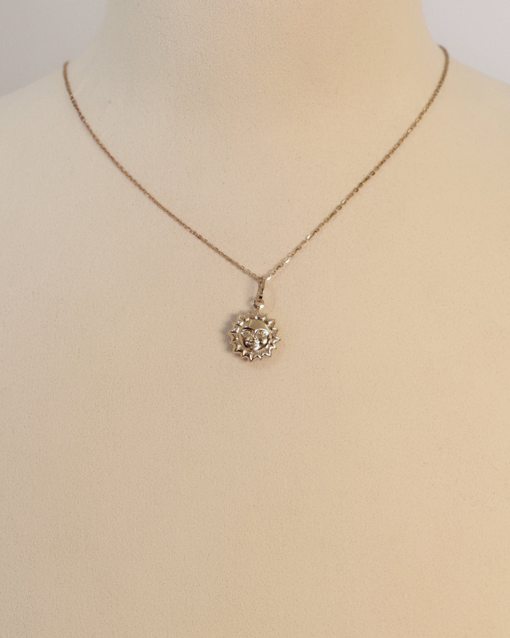 GOLD SUN PENDANT