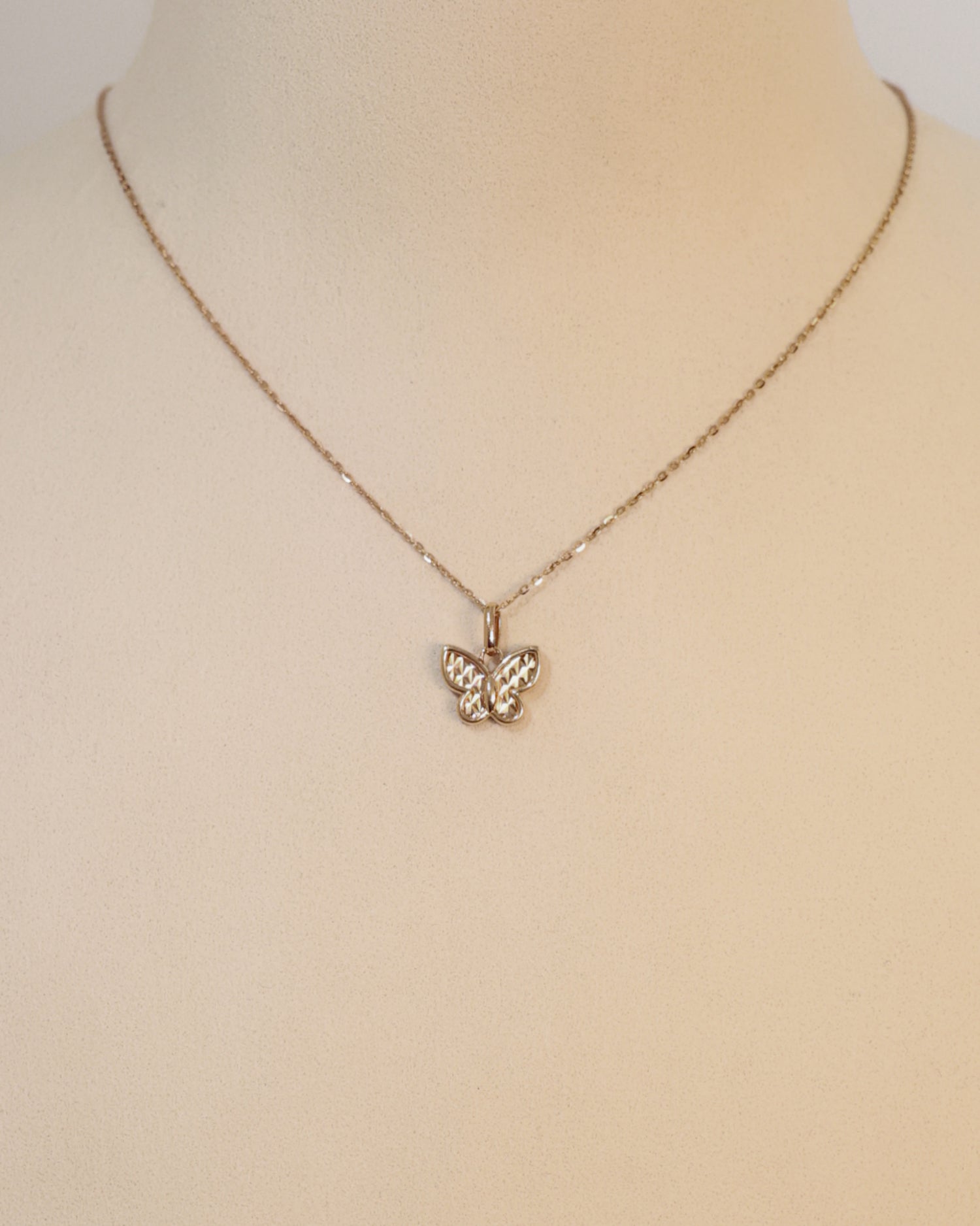 GOLD BUTTERFLY PENDANT