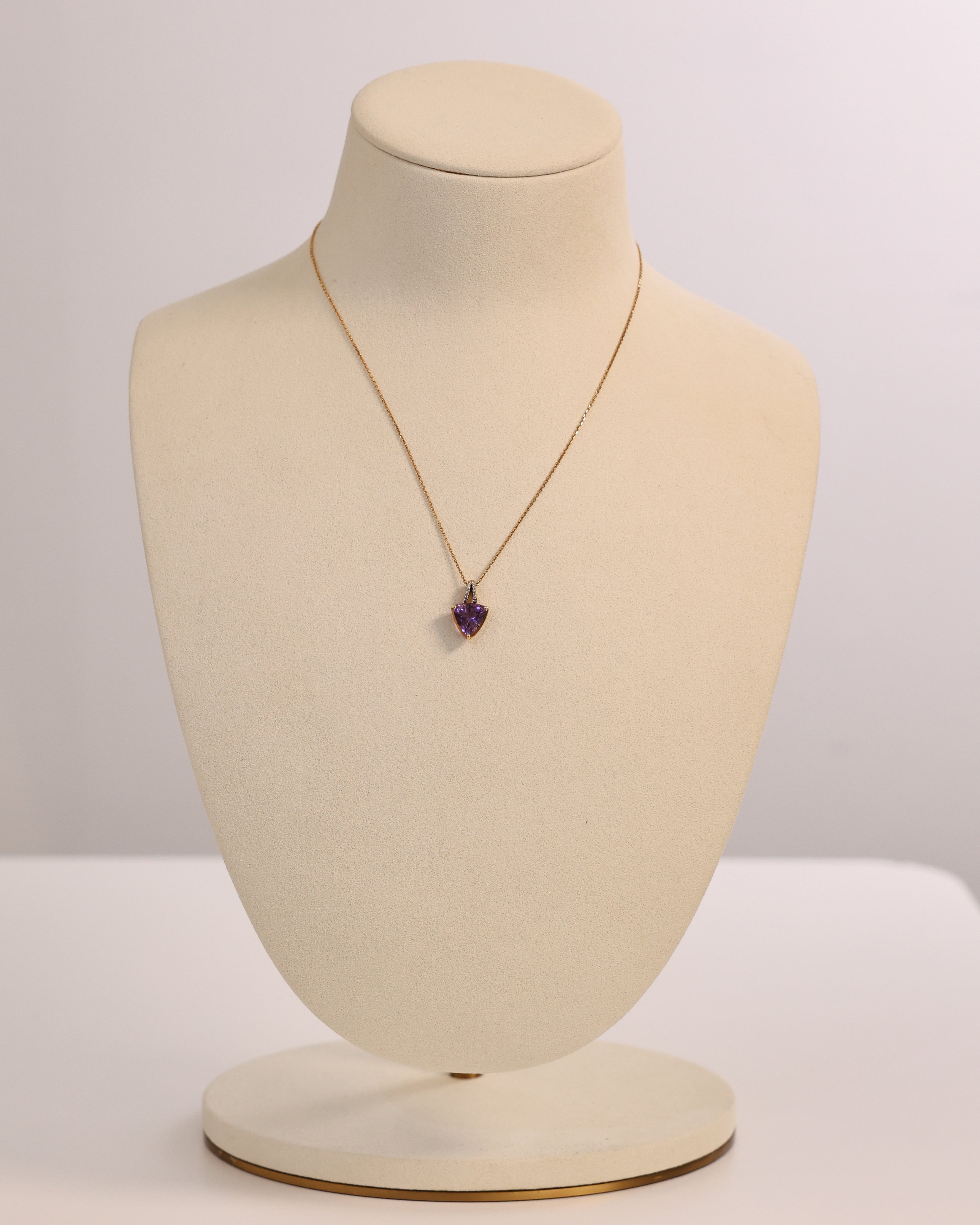 AMETHYST TRILLION CUT NECKLACE