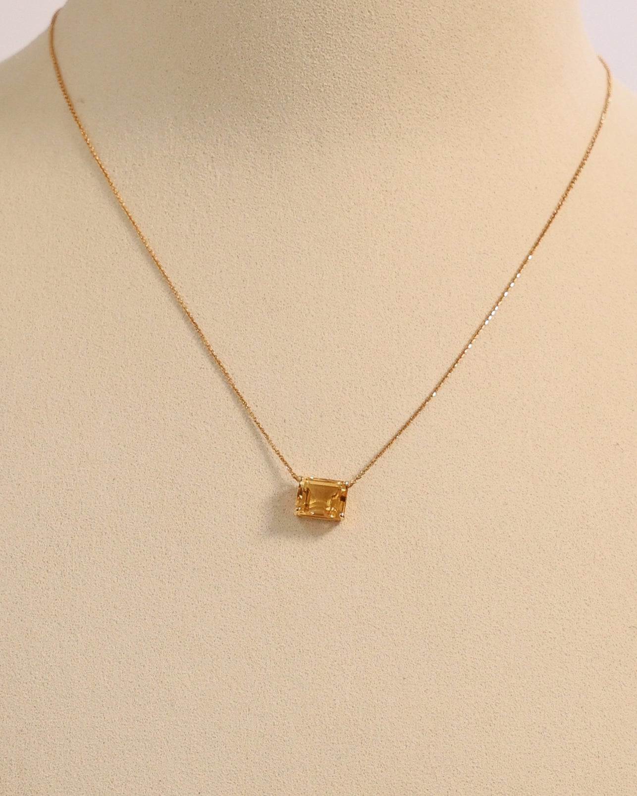 YELLOW CITRINE NECKLACE