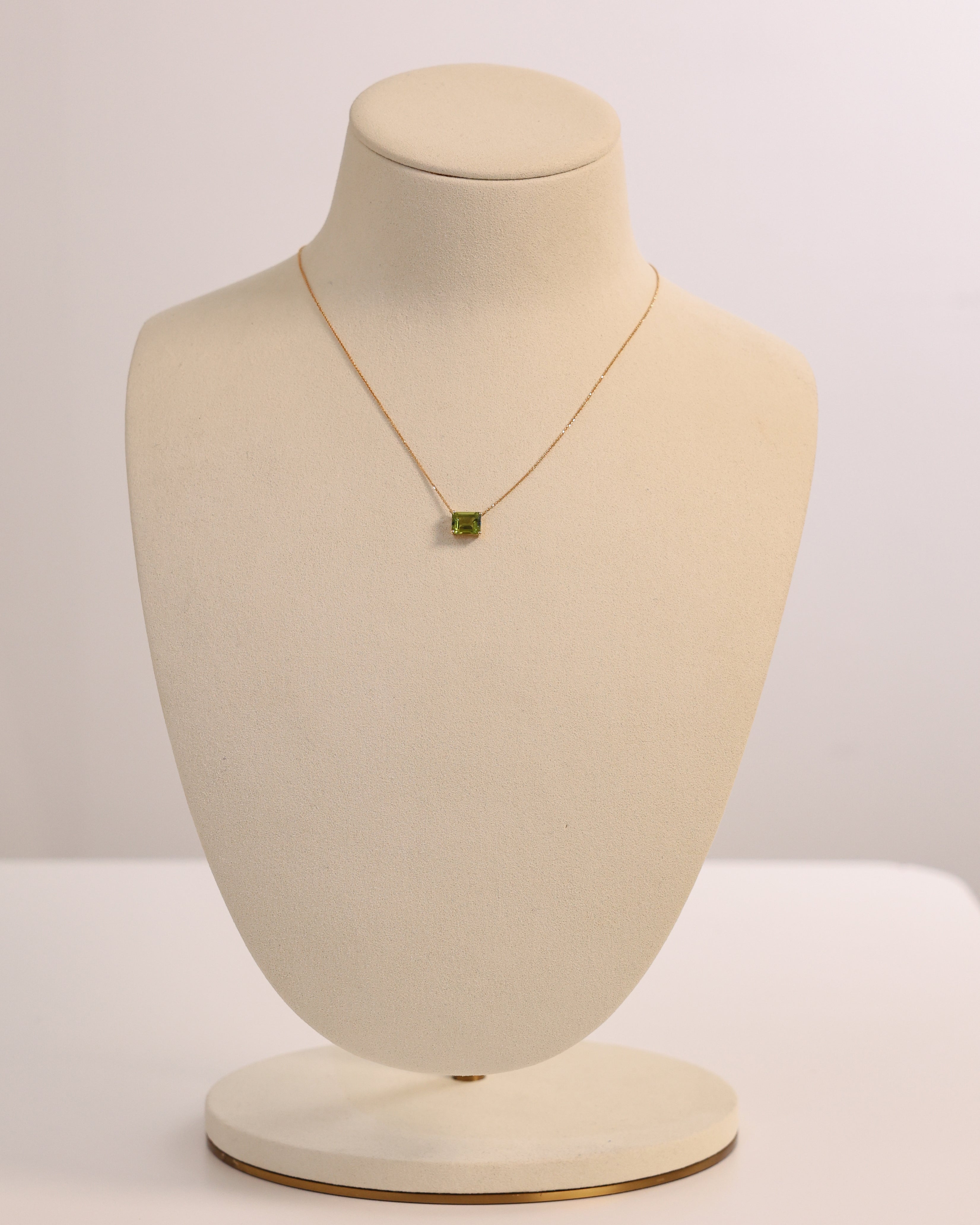 GREEN PERIDOT NECKLACE