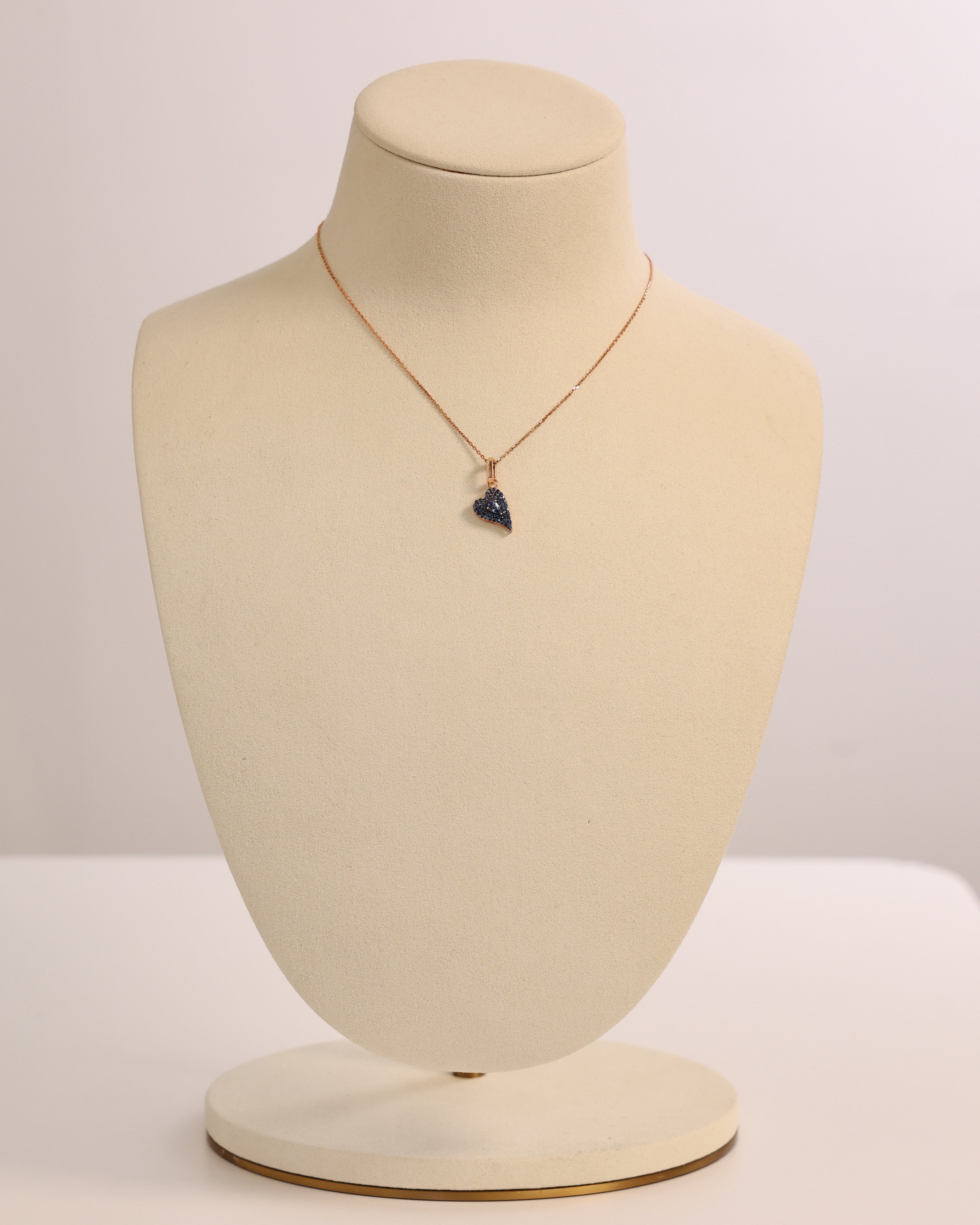 BLUE SAPPHIRE HEART NECKLACE