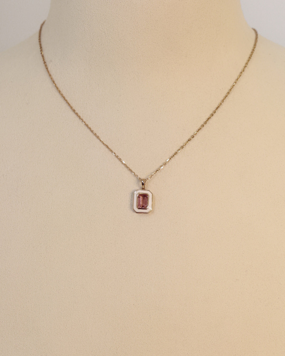 Pink Tourmaline Pendant in 18K Yellow Gold, 1.02 ct