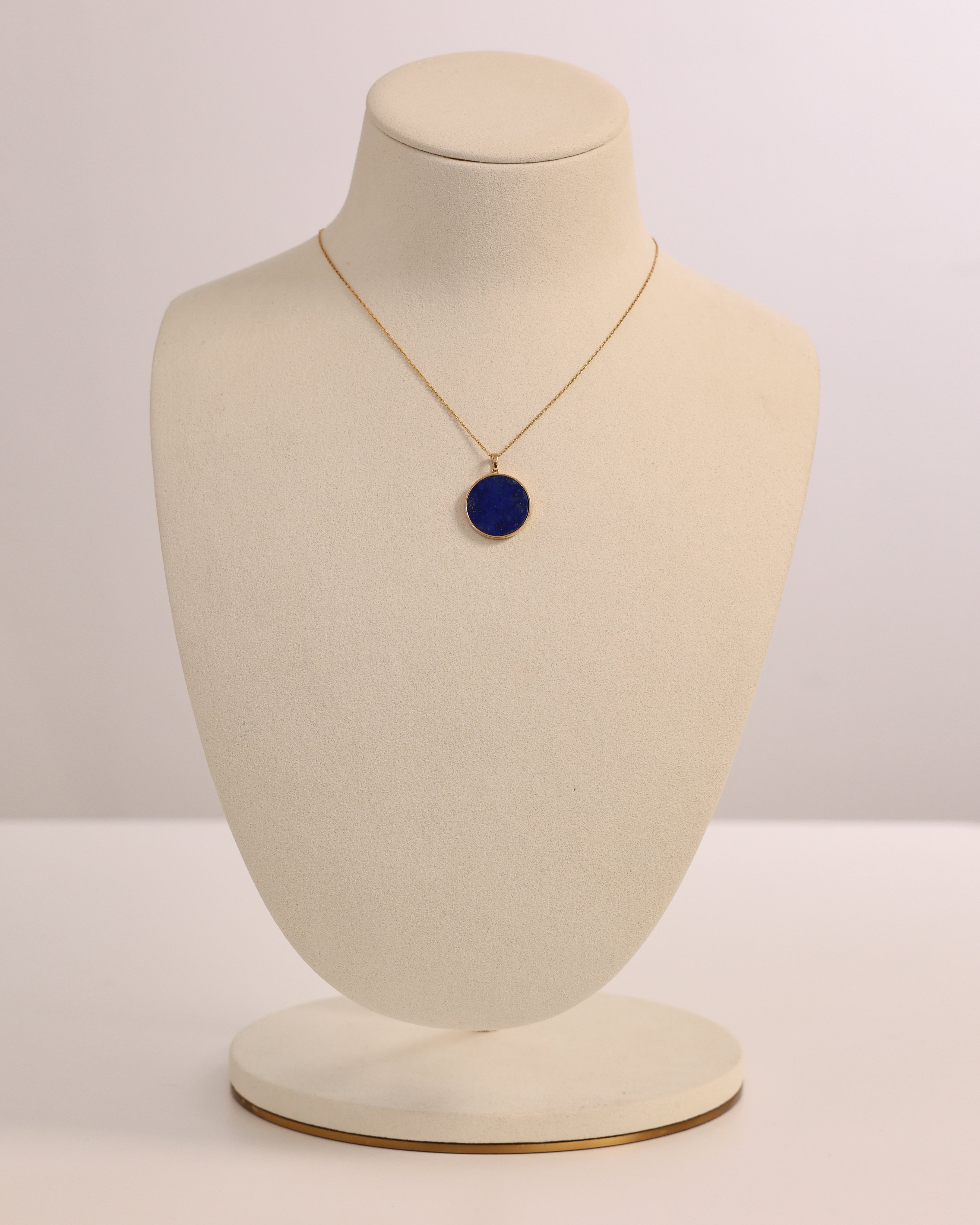 LAPIS CIRCLE PENDANT